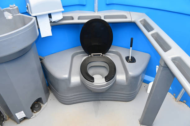 Best Porta potty rental near me  in Belle Glade, FL